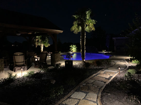 Pool builder in Ovilla for outdoor lighting for inground pools